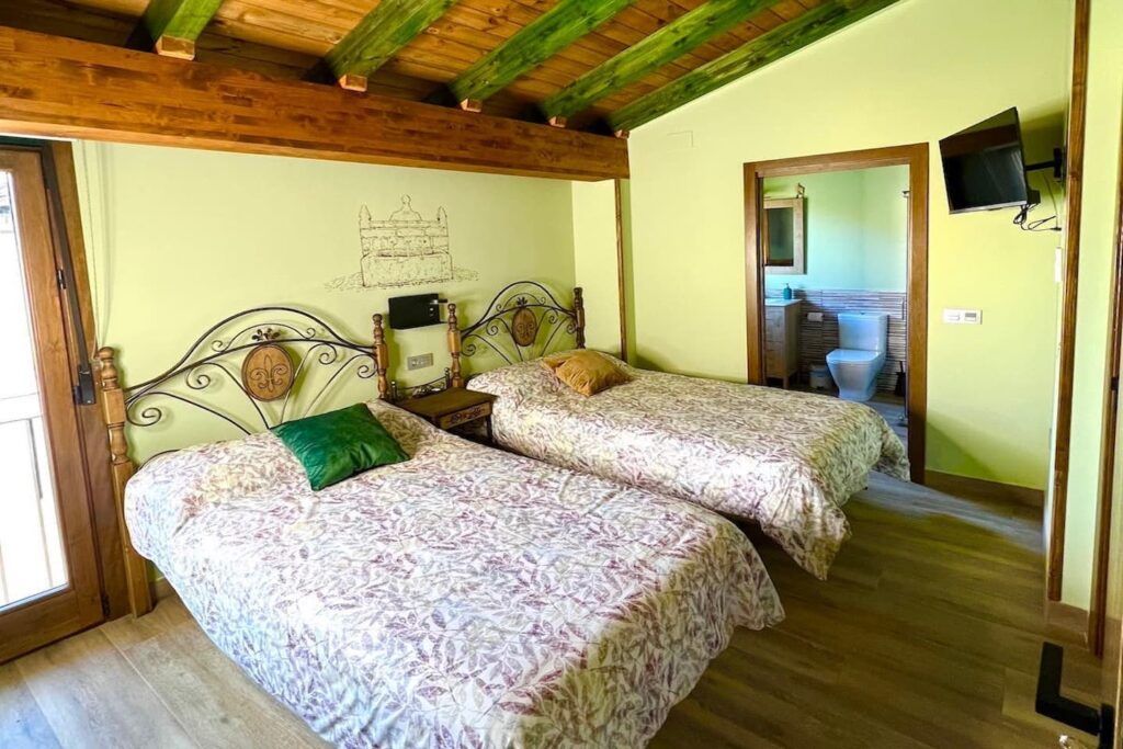 casa_rural_juan_de_austria_dormitorio_carlos_v_2_